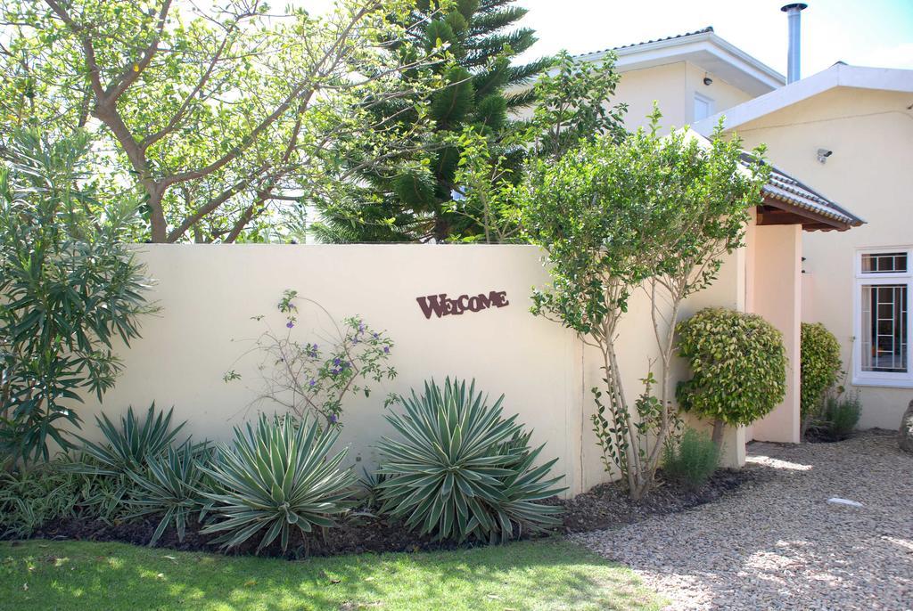 Mandalay Guest House Плетенбърг Бей Екстериор снимка