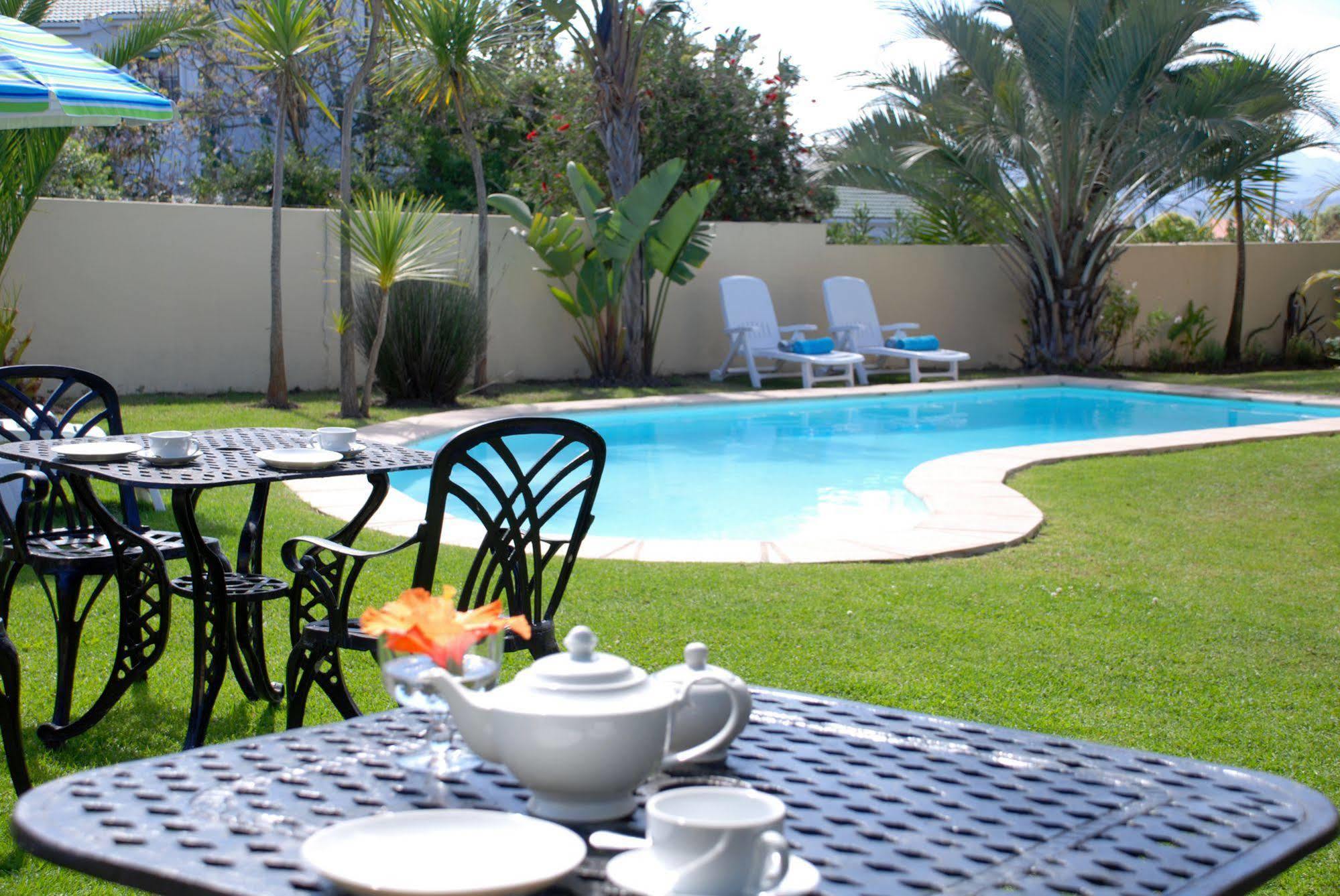 Mandalay Guest House Плетенбърг Бей Екстериор снимка