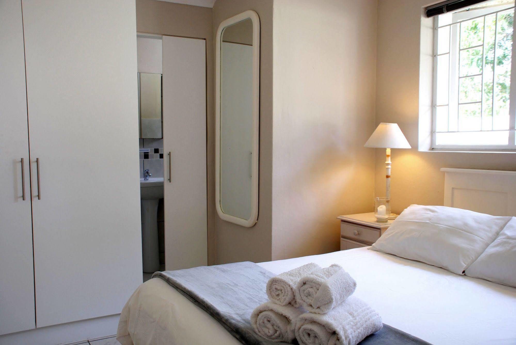 Mandalay Guest House Плетенбърг Бей Екстериор снимка